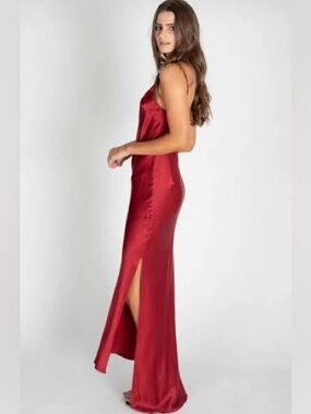 🔑 BCBGMAXAZRIA 100% Silk Wrap Midi Dress